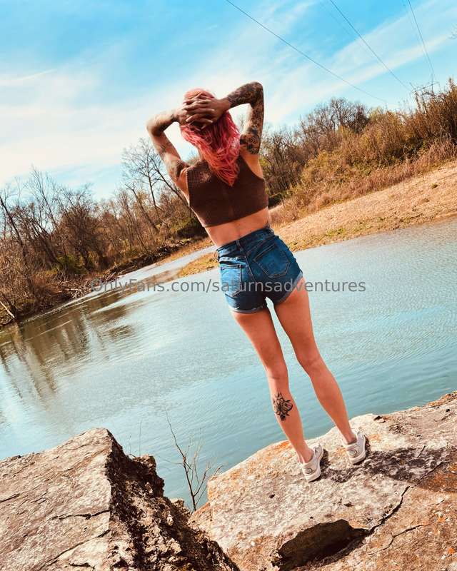 Debating where my next adventure should be.. 😋