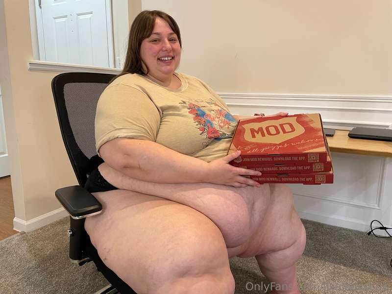 I LOVED showing off my big huge appetite by crushing these t.. 8
