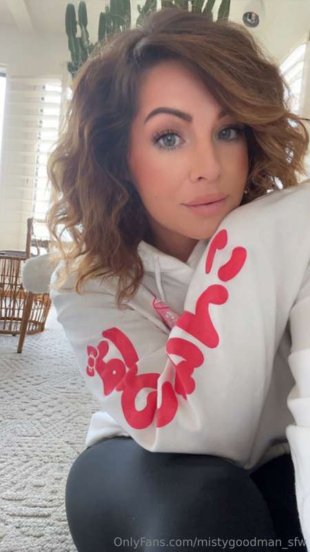 Mistygoodman_Sfw - Onlyfans - 03 Jul, 2024