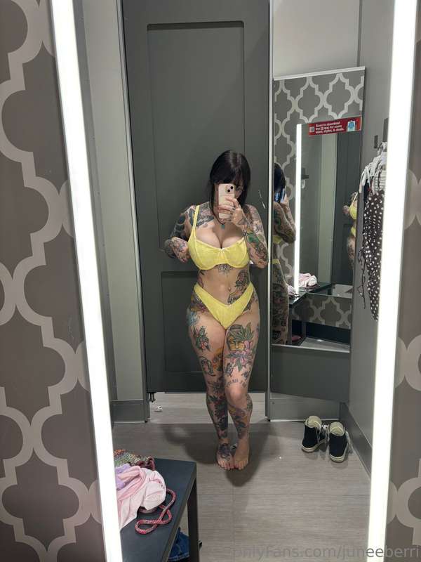 Juneeberri Nude Leaked OnlyFans Photo