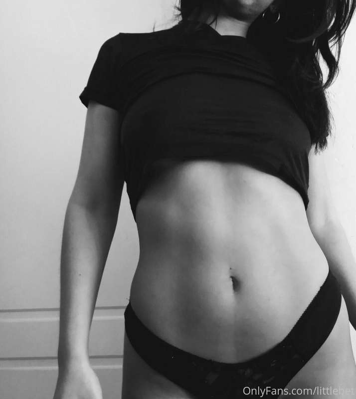 Summer makes me hot 🔥
