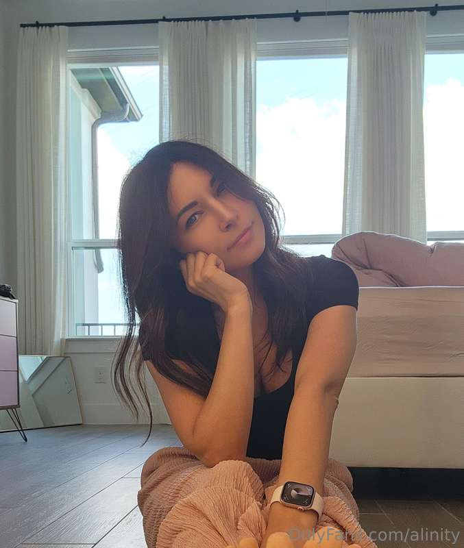 Got a fresh mani and a pedicure!! :D 👣👣  If you're new, or d.. 1