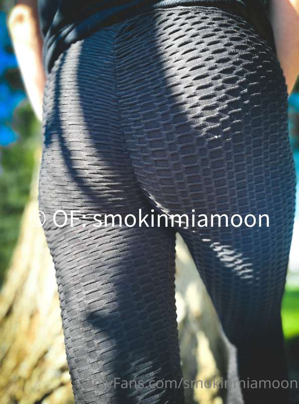 Fall means leggings come out. Thanks for all your love and s..