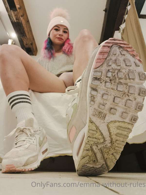☢️Socks and sneakers fetish! 🧦👟  Je vais vraiment développer.. 3