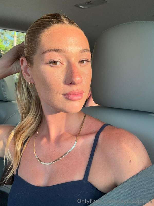 Like this post if you love my freckles 🥰 I’m curious! 1