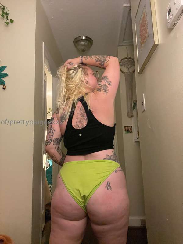 Thicccckk Thursday 👅 🍑  6