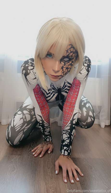 Just tease 🤤 Anti-Gwenom wants play with you 😈 Like this pos.. 2