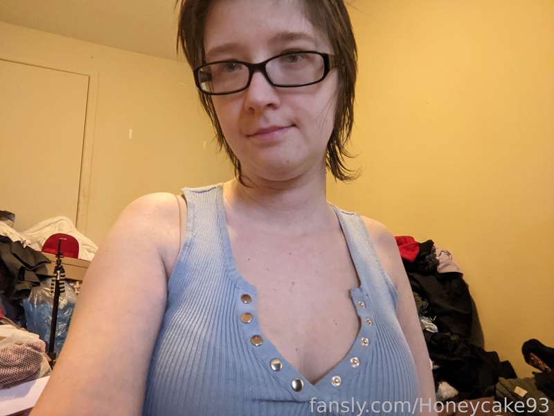 Honeycake93 - Fansly - 27 Apr, 2023 60