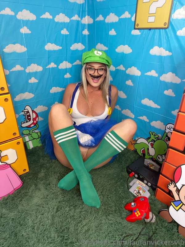 My mustache will tickle your balls as I lick them I bet... 🤣..