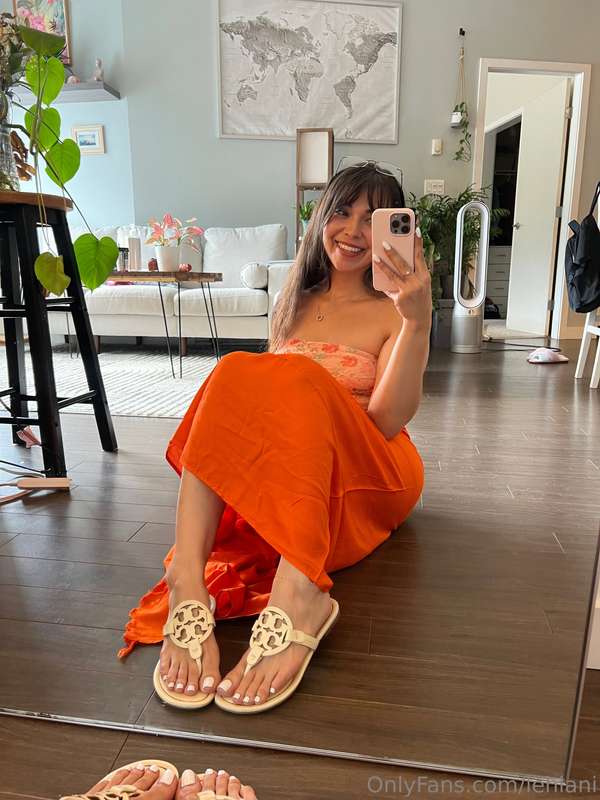 I LOVE summer gosh when I can wear what I actually want to w.. 7