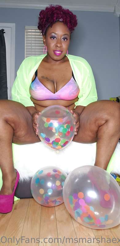 Sexy photo set before I popped balloons! 6