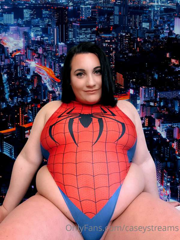 Swipe to spread ‘‘em ➡️❤️💙🕸