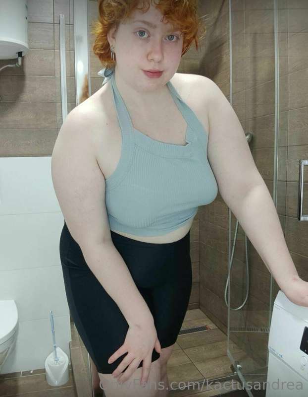 💞💞 @queen_charly 💞💞 @queen_charly 💞💞

This chubby girl is bo..