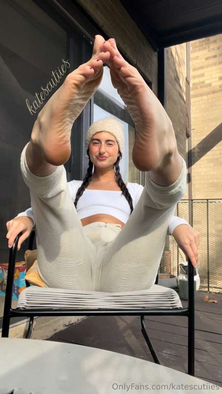 I need you to come keep these feet warm.. what would you do .. 10