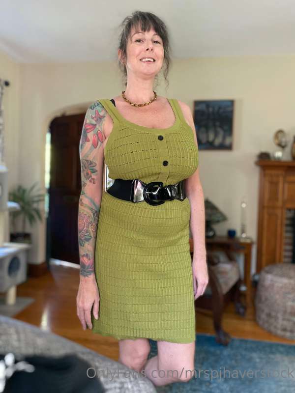 Dress on/off… but it’s going back on, because I’m getting re..