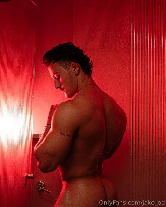 Finally! I know a lot of you have been waiting for some more.. 3