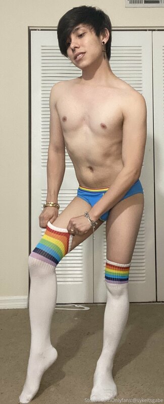 New post part - 1! - I wanted to be more rainbow but I lost .. 5