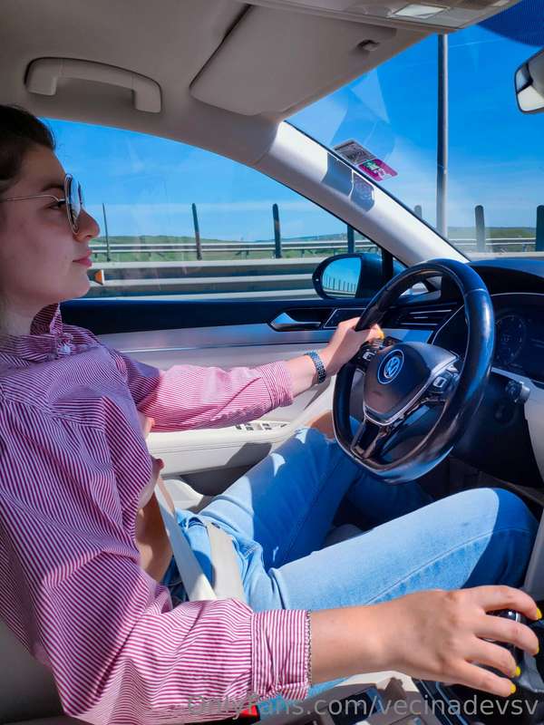 Cine dorește să învețe noi manevre de condus? 😜🚗