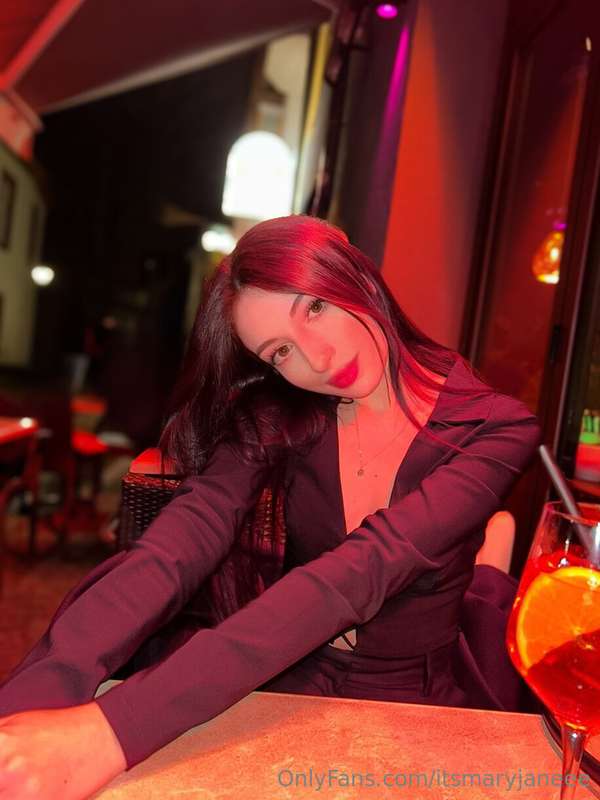 𝐖𝐡𝐚𝐭 𝐦𝐚𝐝𝐞 𝐲𝐨𝐮 𝐬𝐮𝐛𝐬𝐜𝐫𝐢𝐛𝐞?