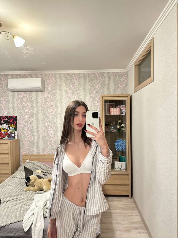 ## 🔥 🔥 🔥 HOT GIRL @iisabella_love🔥 🔥 🔥This innocent cutie @i..