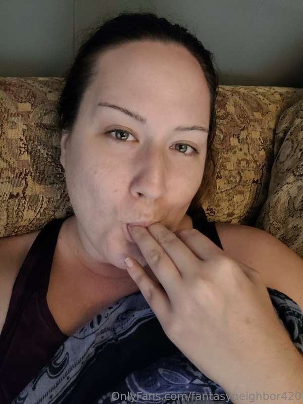 Mmmmm, i taste so good hehe. My clit is dying to be licked a..