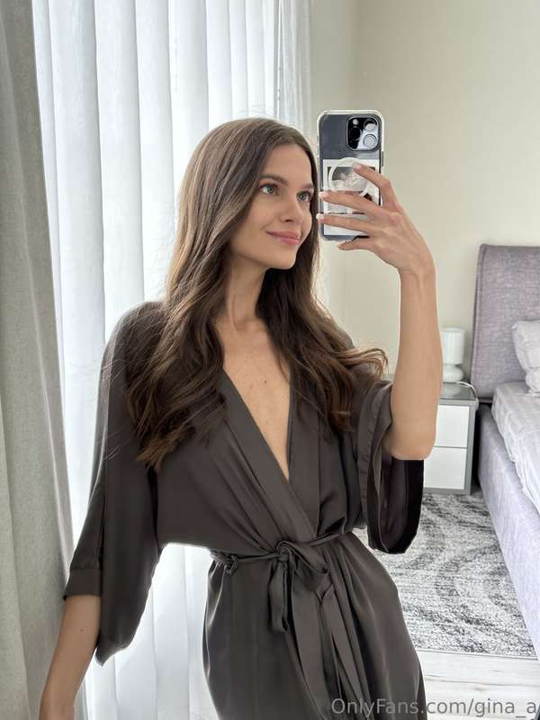 Hello my sweetie, do you want to untie my robe and continue ..