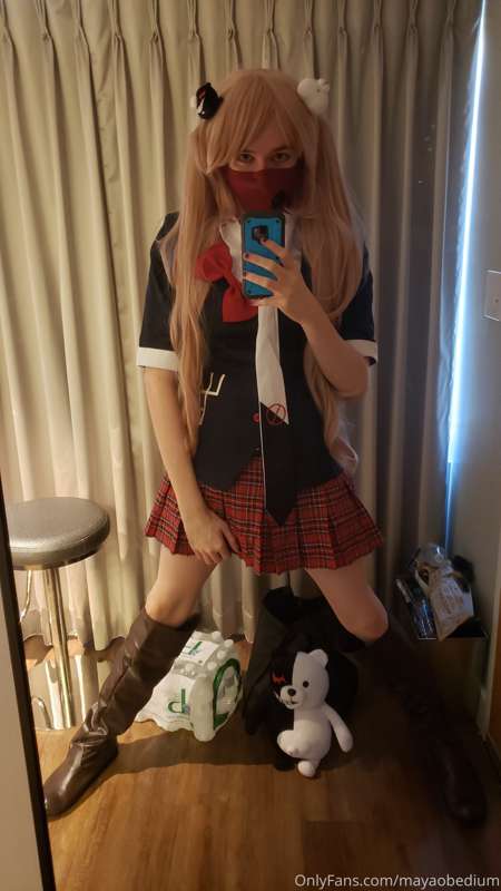 Ehehe, guess who got the wig 🤘😋🤘