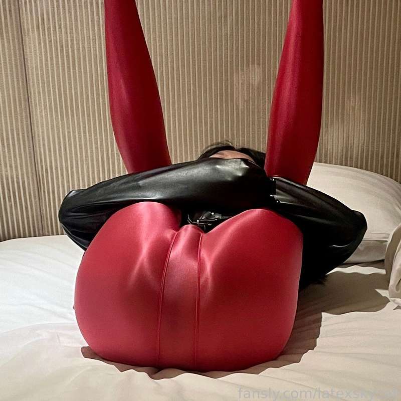 Latexskycat - Fansly - 07 Jun, 2025 7
