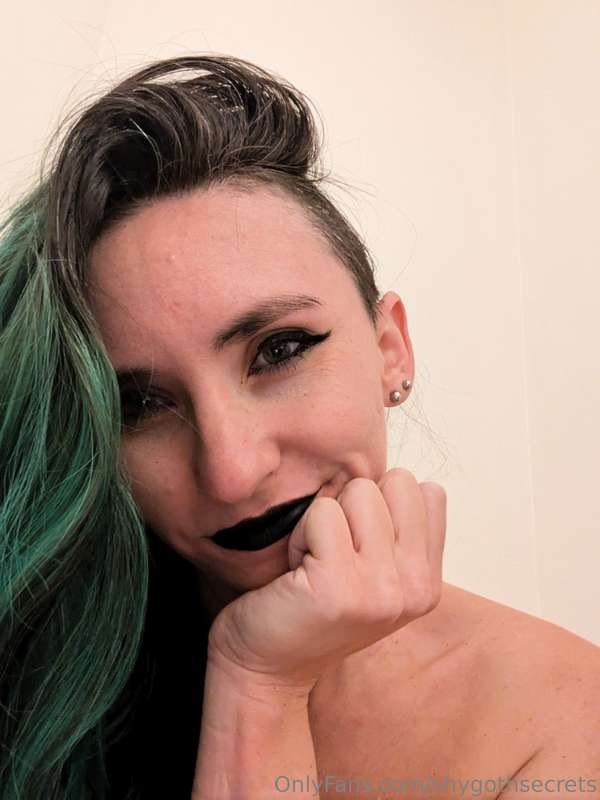 I have been working a really fun long sexy roleplay as Raven..