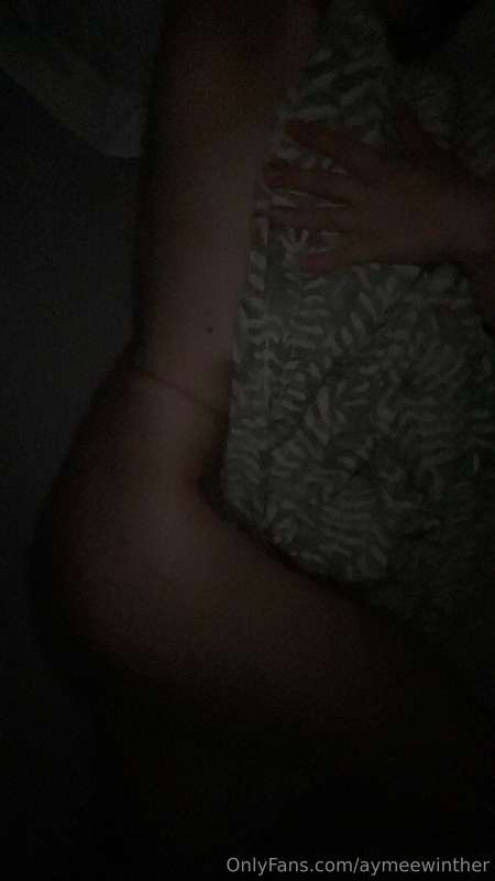 I simply love to sleep naked, but don’t tell anyone ok 😘 I’m..
