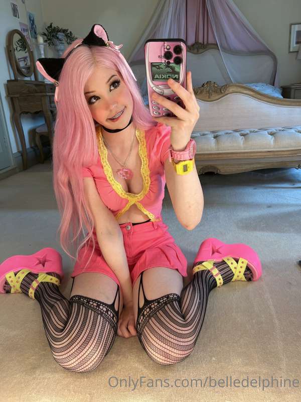 Oof new outfit to play in! 5