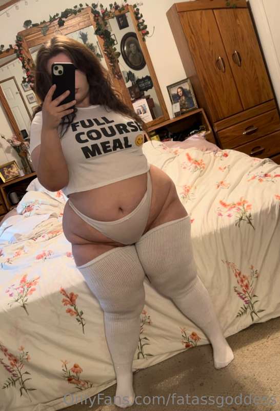 Fatassgoddess - Onlyfans - 30 Mar, 2023