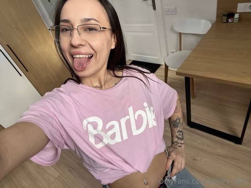 don't say i don't spoil you... get FREE ACCESS to my bestie ..