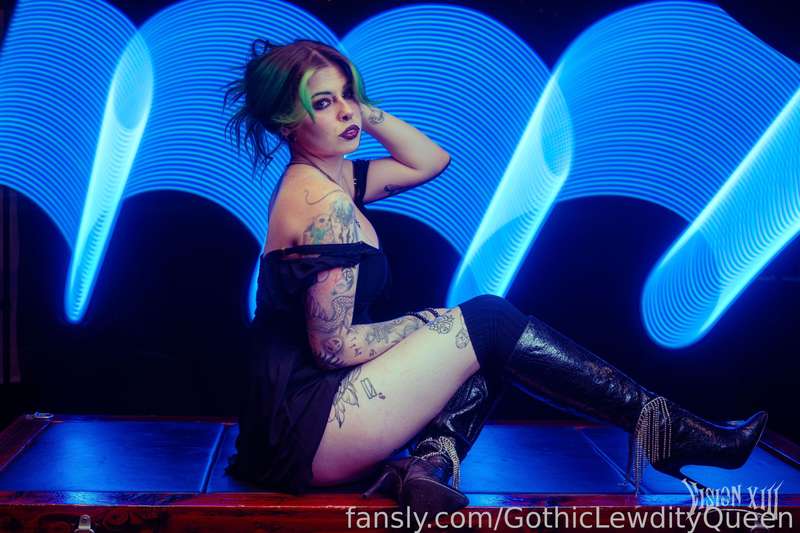 Gothiclewdityqueen - Fansly - 10 Apr, 2025 3