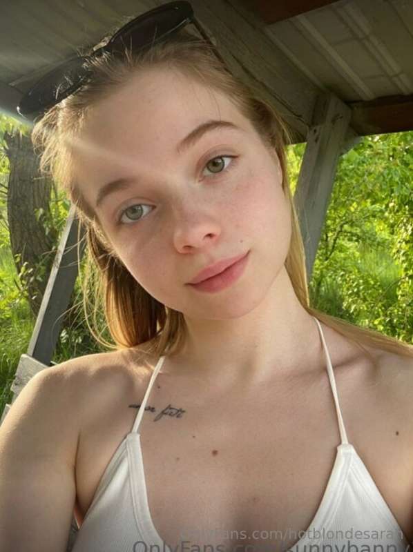 BIG ASS SLUT @sunnybanny1 WANTS YOU TO SLAP IT 😈🥵 THIS NAUGH..