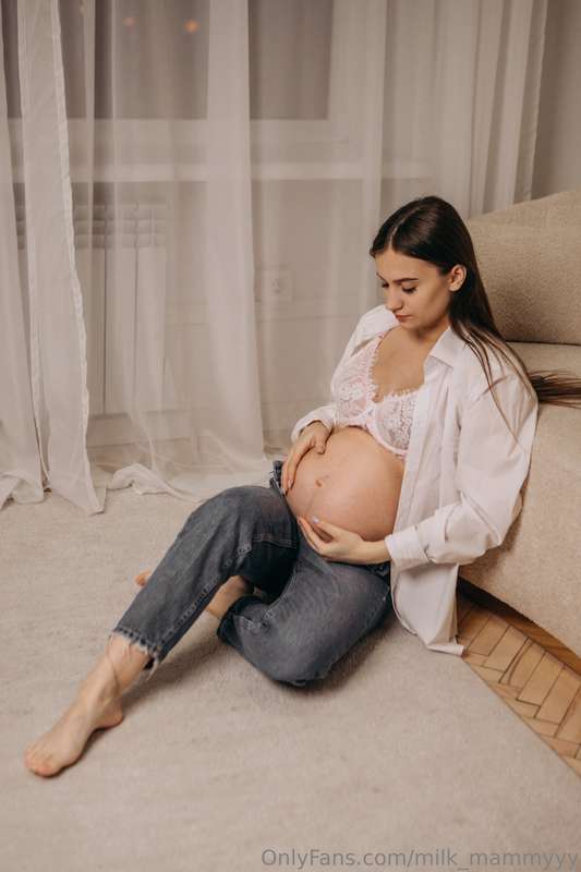 My sweetie and cutie photo with my belly 💕