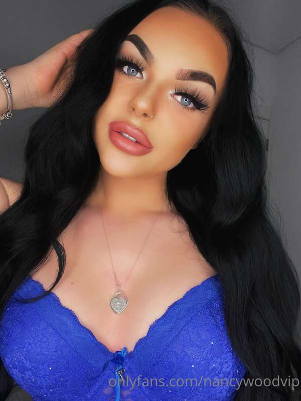 Would you fuck me in this 🙃