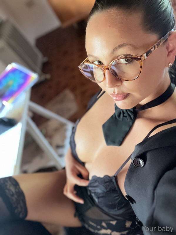 💥 FREE FREE 💥Naughty Teacher Mode: On 😈@emilyyevans@emilyyev..