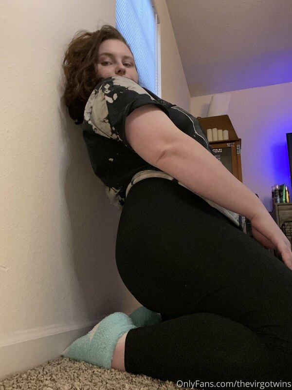 Turn yo phone baby ? 1