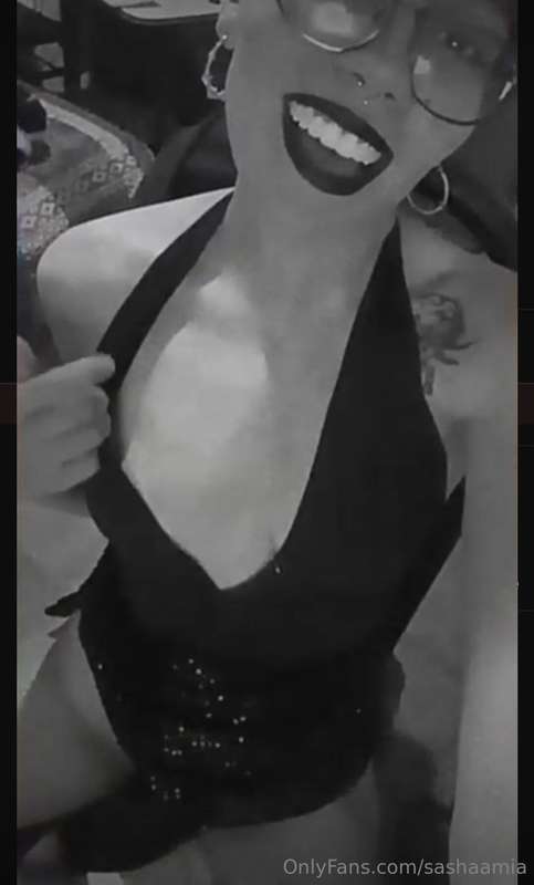 🖤