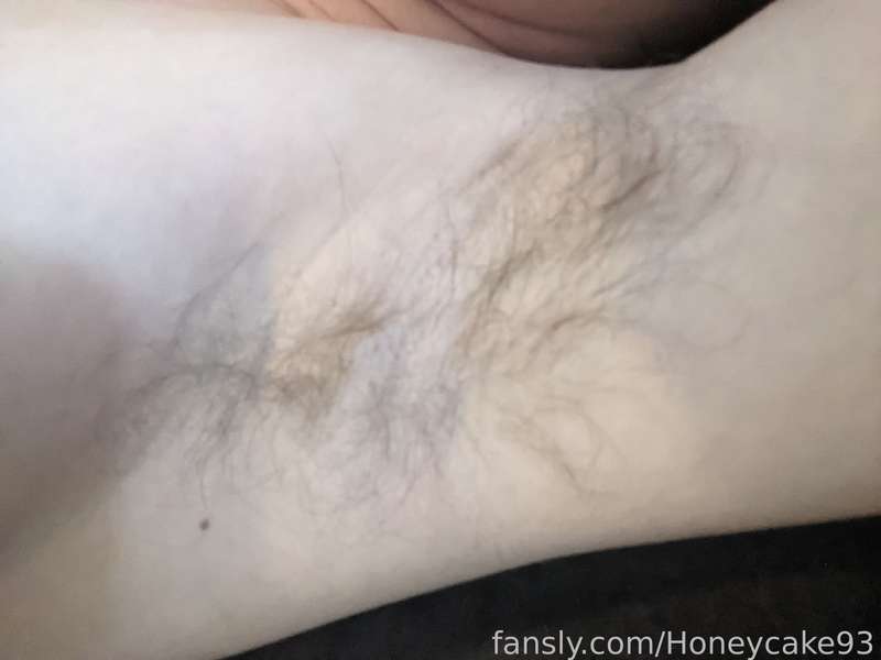 Honeycake93 - Fansly - 07 Oct, 2022 7
