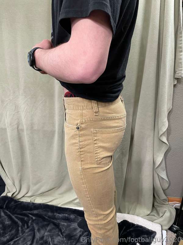 Me showing off in jeans! 4