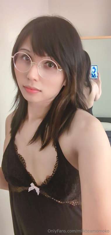 suck on my lil chest? pet my head? be nice to me i am cute!!