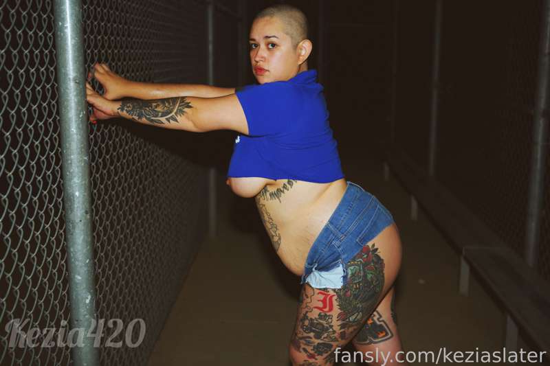 Keziaslater - Fansly - 28 Mar, 2023