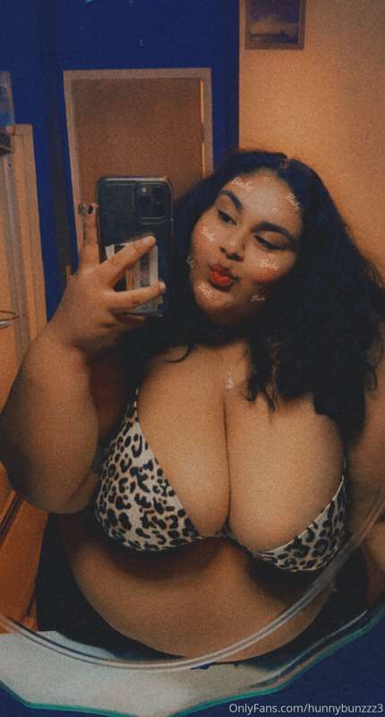 Hunnybunzzz3 - Onlyfans - 06 Nov, 2021 2