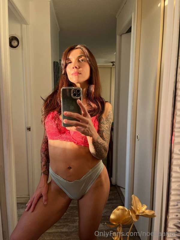Te lo muestro… si prometes portarte mal😏😏