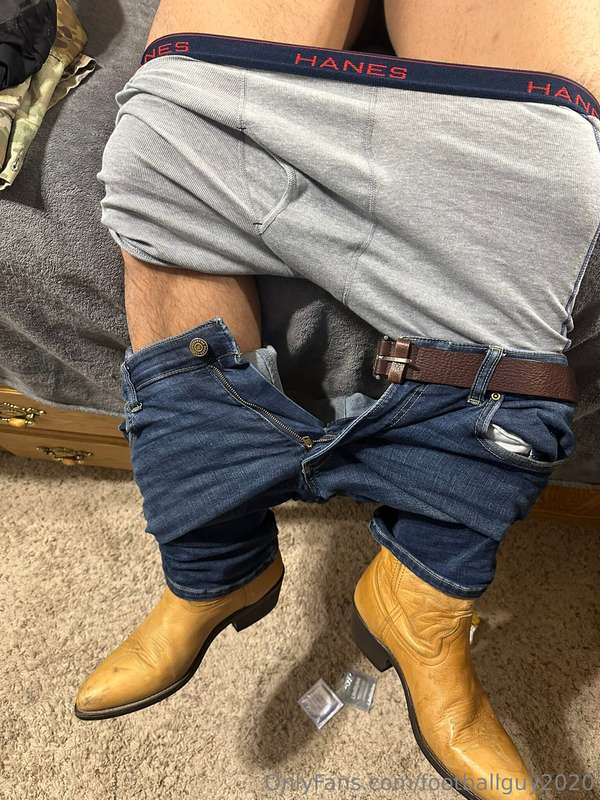 HOT PICS of PVT PEREZ!!! (no sexual nudity) 3