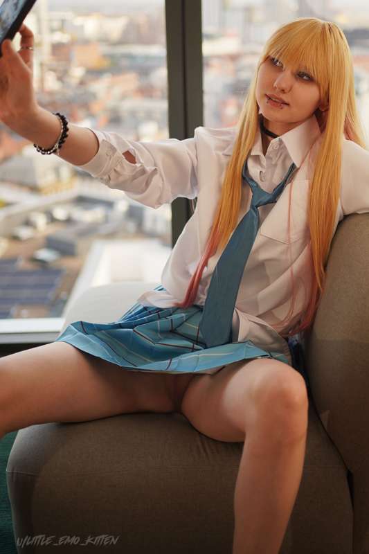little voyeur are we?  you like my legs? 😘  x 9