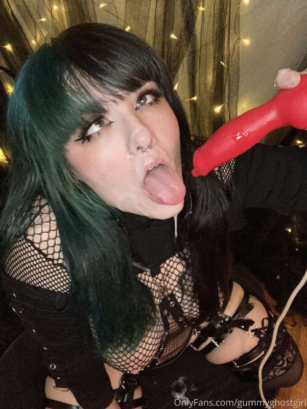 Why do I look so pretty with cum all over my face? 👅 23