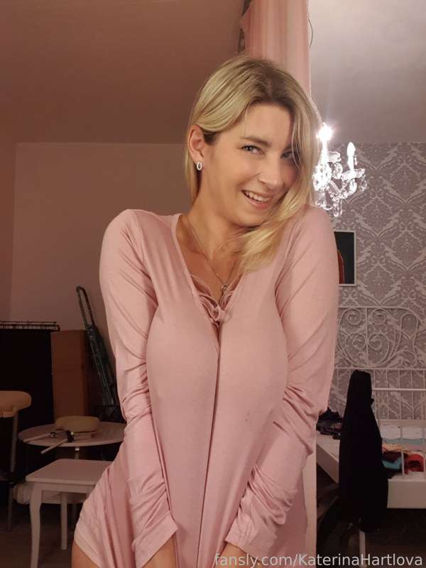Katerinahartlova - Fansly - 06 May, 2022 5